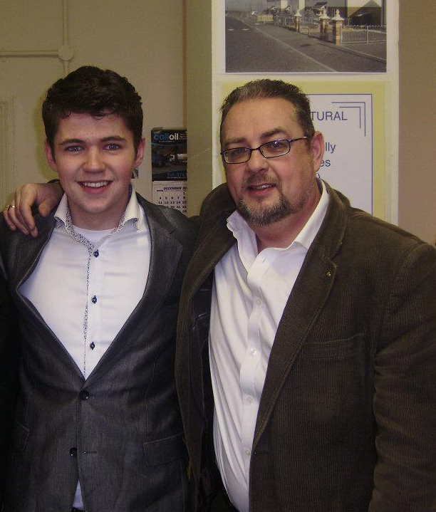 img/galleryBig/michael-barr-damian-mcginty-1.png